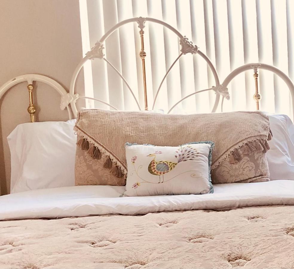 Villa Olivia Guest Rooms Hollywood Kültér fotó
